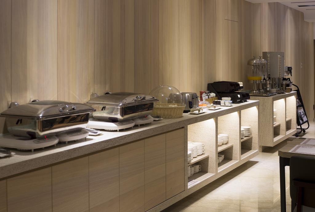 Noble Hotel Taipei Eksteriør bilde