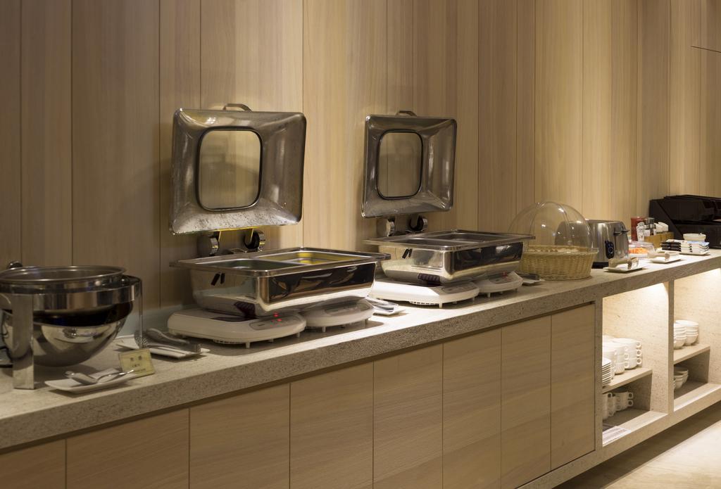 Noble Hotel Taipei Eksteriør bilde