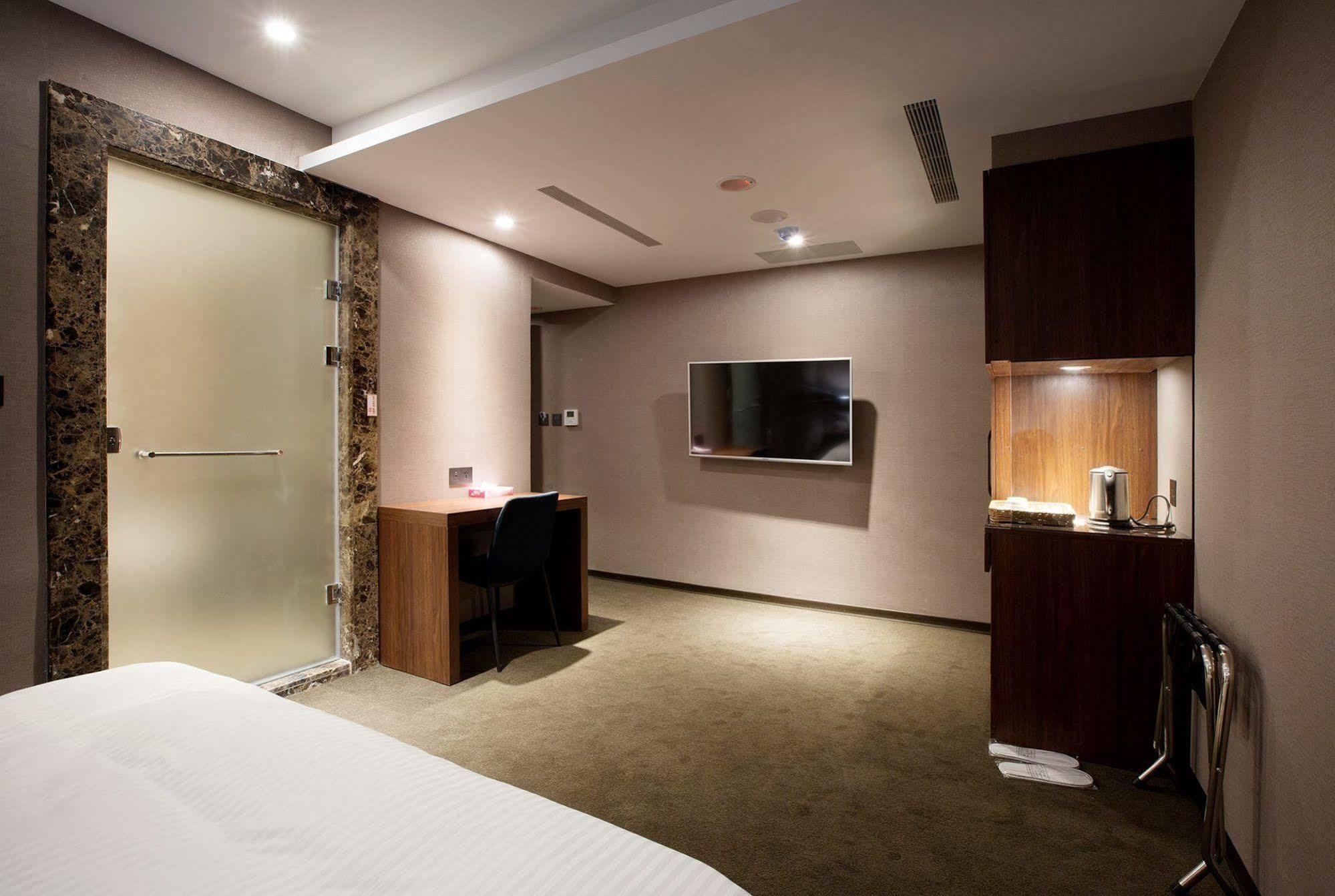 Noble Hotel Taipei Eksteriør bilde