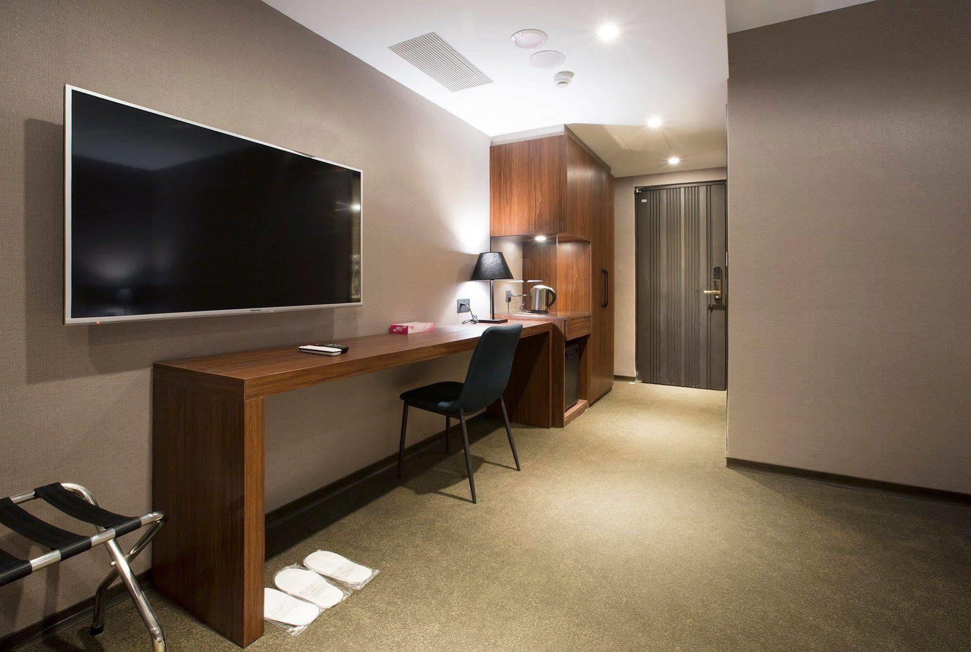 Noble Hotel Taipei Eksteriør bilde