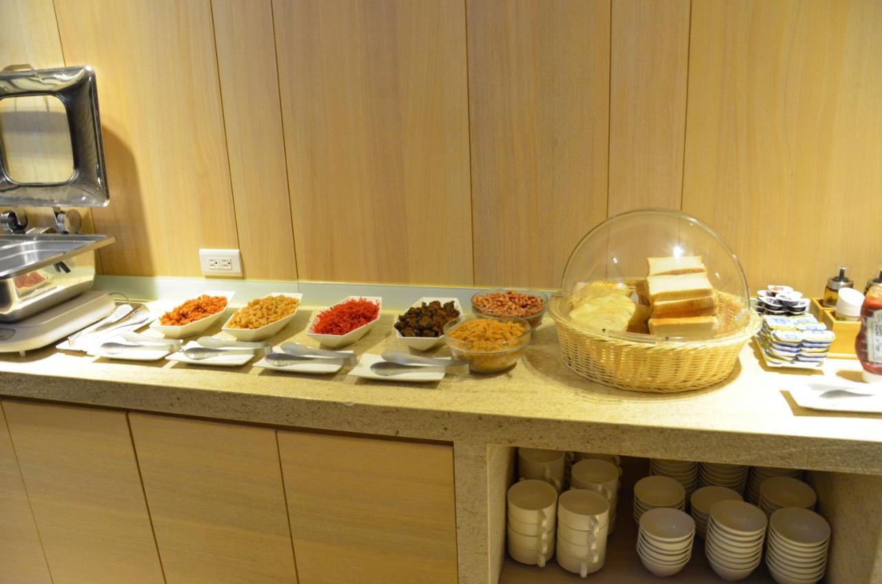 Noble Hotel Taipei Eksteriør bilde